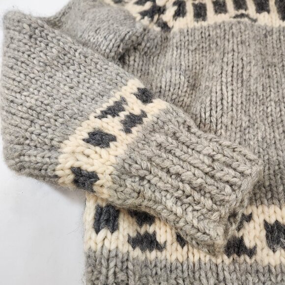 Canadian Hand Knit Cowl Neck Pullover Sweater Unisex Gray Warm Winter Handmade - Picture 9 of 15